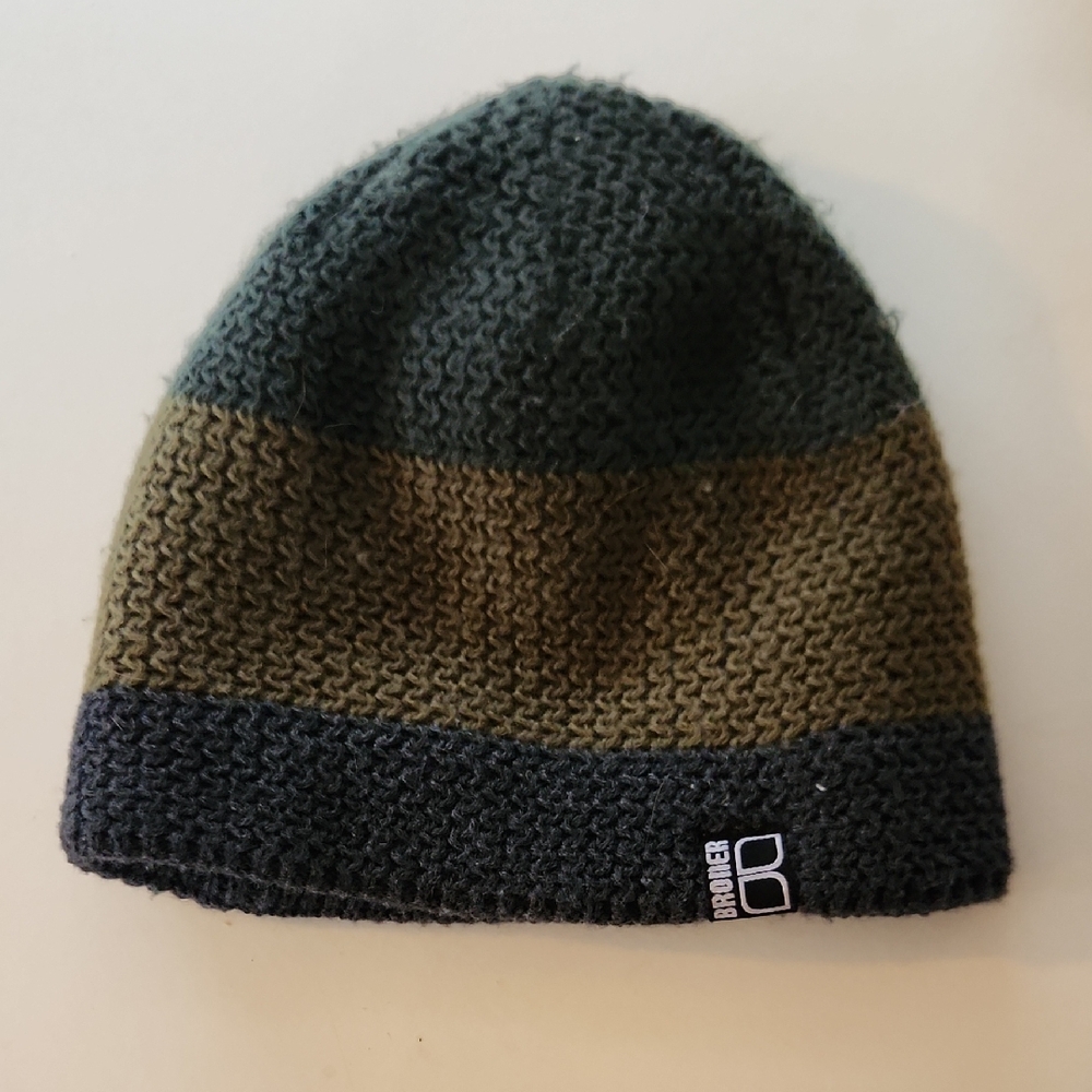 Three-Tone Knit, Fleece Lined Beanie - Green and Black